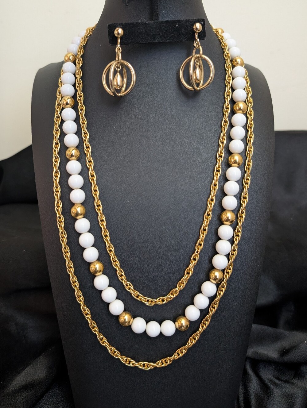#22.Vintage Napier White & Gold Necklace With Additional Gold Necklace & Earring
